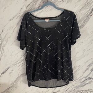 LuLaRoe Women's Black Patterned Top